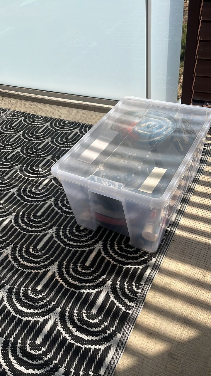 Boîte de rangement plastique solide — photo 1