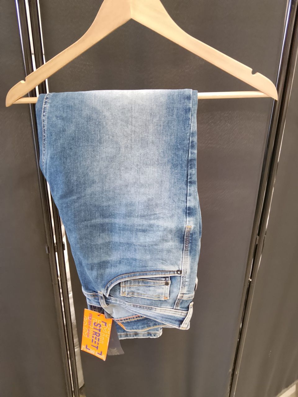 Street One Homme Collection Hiver Lot de 103 kg WhatsApp +34 614 28 94 26 — photo 3